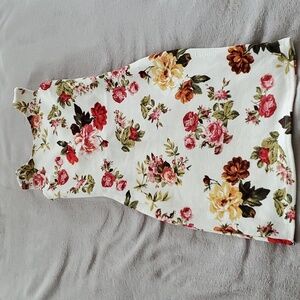 White and Floral fitted dress